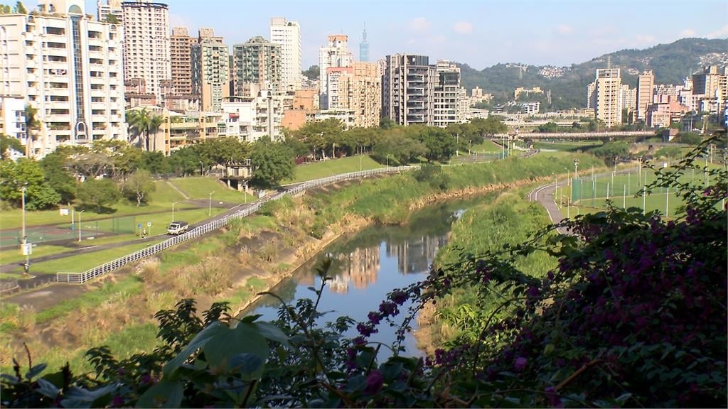 「和念書時不一樣」 蔣萬安回政大視察指南溪再造工程