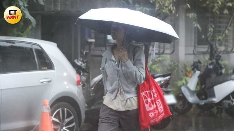 林廷憶不常出門,除非有工作必須外出。(圖/本刊攝影組)