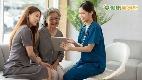 避免出院後手忙腳亂!專家提醒:「這些事」入院第一天就要準備好