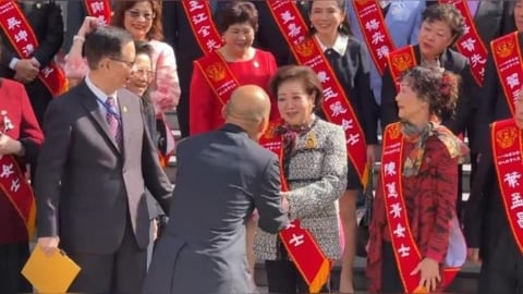 「國民阿嬤」陳淑芳榮獲好人好事代表!韓國瑜親接見 驚吐1句話