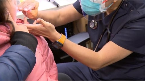 腸病毒拉警報「雙北139班停課」!這「年齡層孩童」淪重災區⋯恐到寒假才趨緩