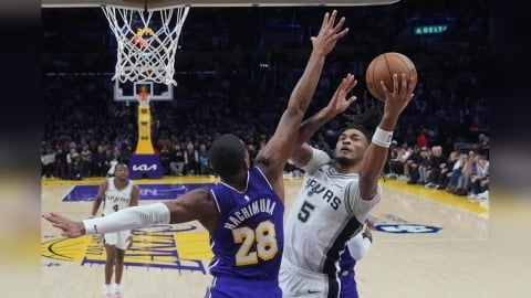 NBA(影)/沒「斑馬」照擊退「詹皇」、唐西奇的湖人!馬刺13分差闖NBA盃4強