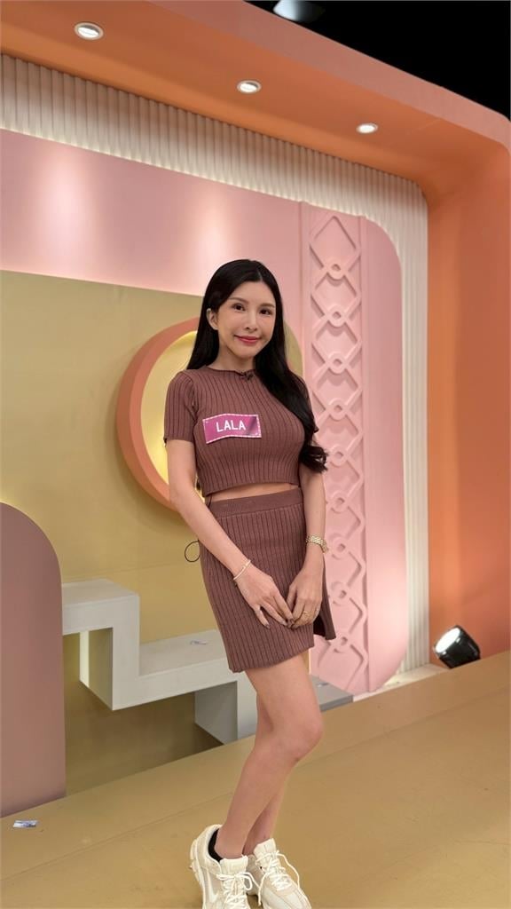 楊繡惠黑道婚禮台下角頭不笑也不拍手!講錯一句怕有生命危險