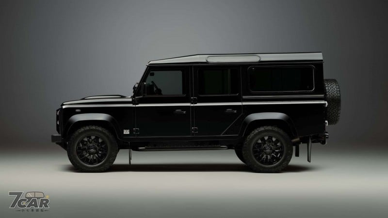 Land Rover 推出經典 Defender Octa 升級服務