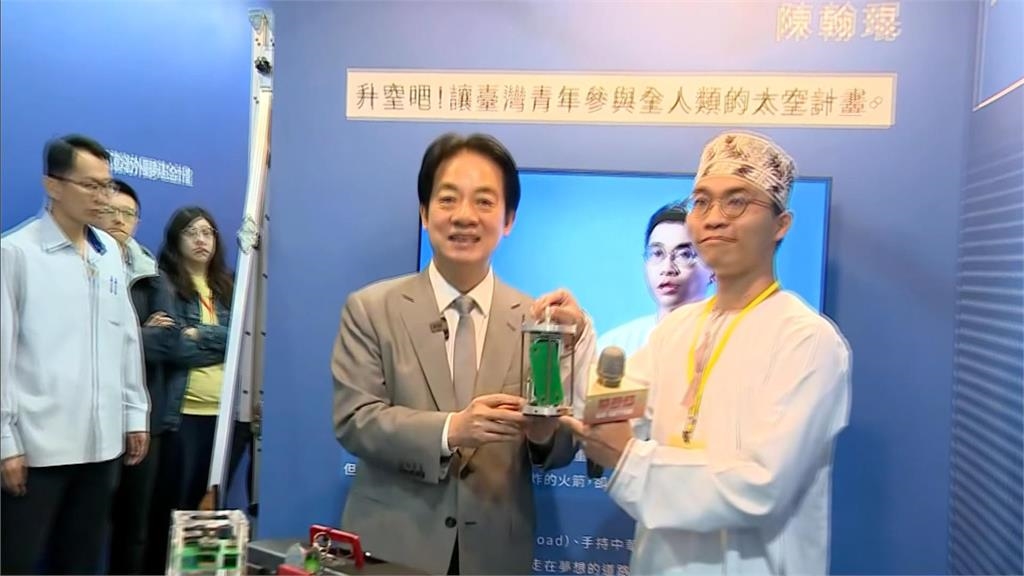 「青年百億海外圓夢計畫」　賴總統連逛五攤稱讓青年追夢