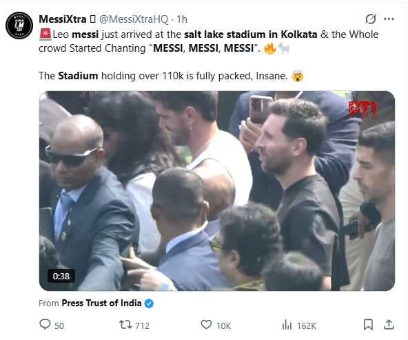 阿根廷球星梅西再度踏上印度土地,卻遇上場面失控的球迷暴動。(圖/翻攝自X,@MessiXtraHQ)