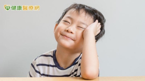 孩子講不清大人別急糾正　語言治療師教：先做這件事