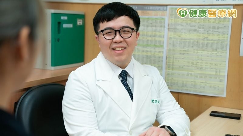 肚臍疝氣恐讓懷孕有危機　醫：觀察肚臍「有這狀況」早期診治