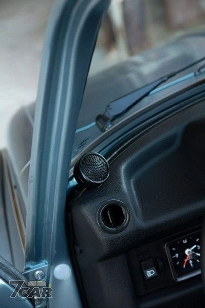 Tesla 馬達、Porsche 電池上身,經典「金龜車」化身性能雙門跑車