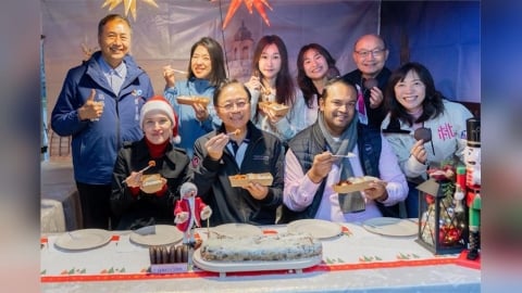桃園舉辦「德國商品x聖誕市集」 張善政品嘗異國特色美食