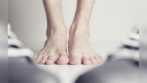 一起床就「觸電」? 4症狀恐罹足底筋膜炎、自救這樣做