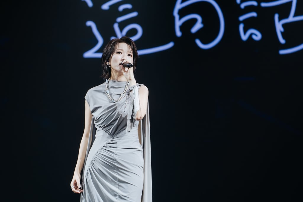 47歲玉女歌手來台開唱美成這樣! 蔡淳佳巧撞結婚16週年 甜曝給老公「愛的禮物」