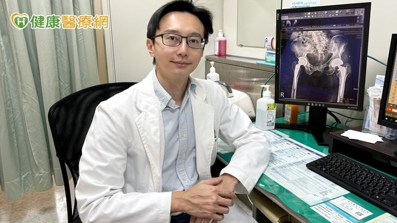 老翁一跌摔成相差逾4公分的長短腳 痛了一年才找出「這原因」惹禍