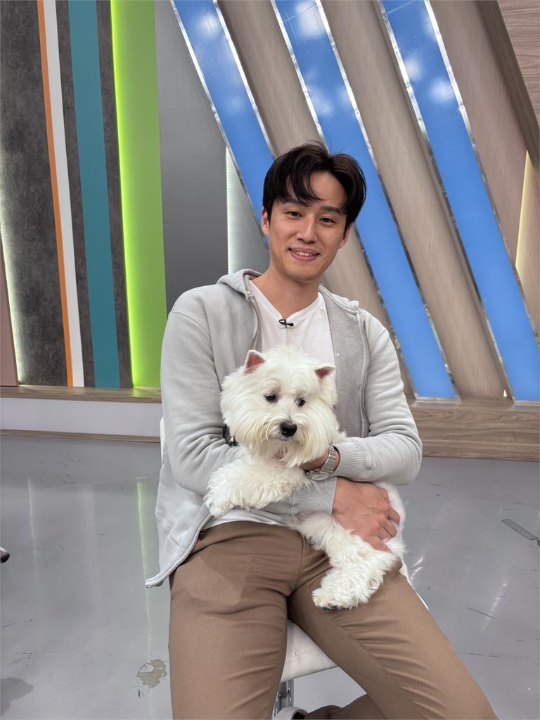 徐新洋愛犬出事半夜急奔醫院！緊急住院四天噴了三萬