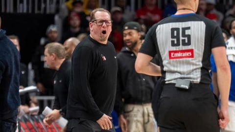 NBA(影)／搶劫啊！對手讀秒發球「前場跑到後場」未違例致勝　76人傻眼球迷崩潰