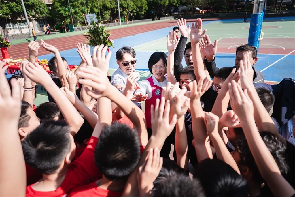 快新聞/挺基層運動!蘇巧慧爭取六千萬 新增3座風雨球場陸續動工