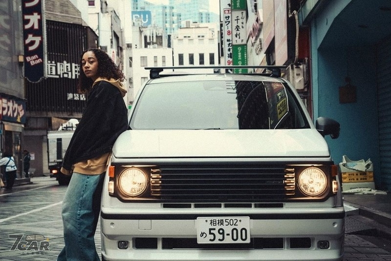 Damd 推出「Isolator」改裝套件,Honda Freed 化身 80 年代美式復古風