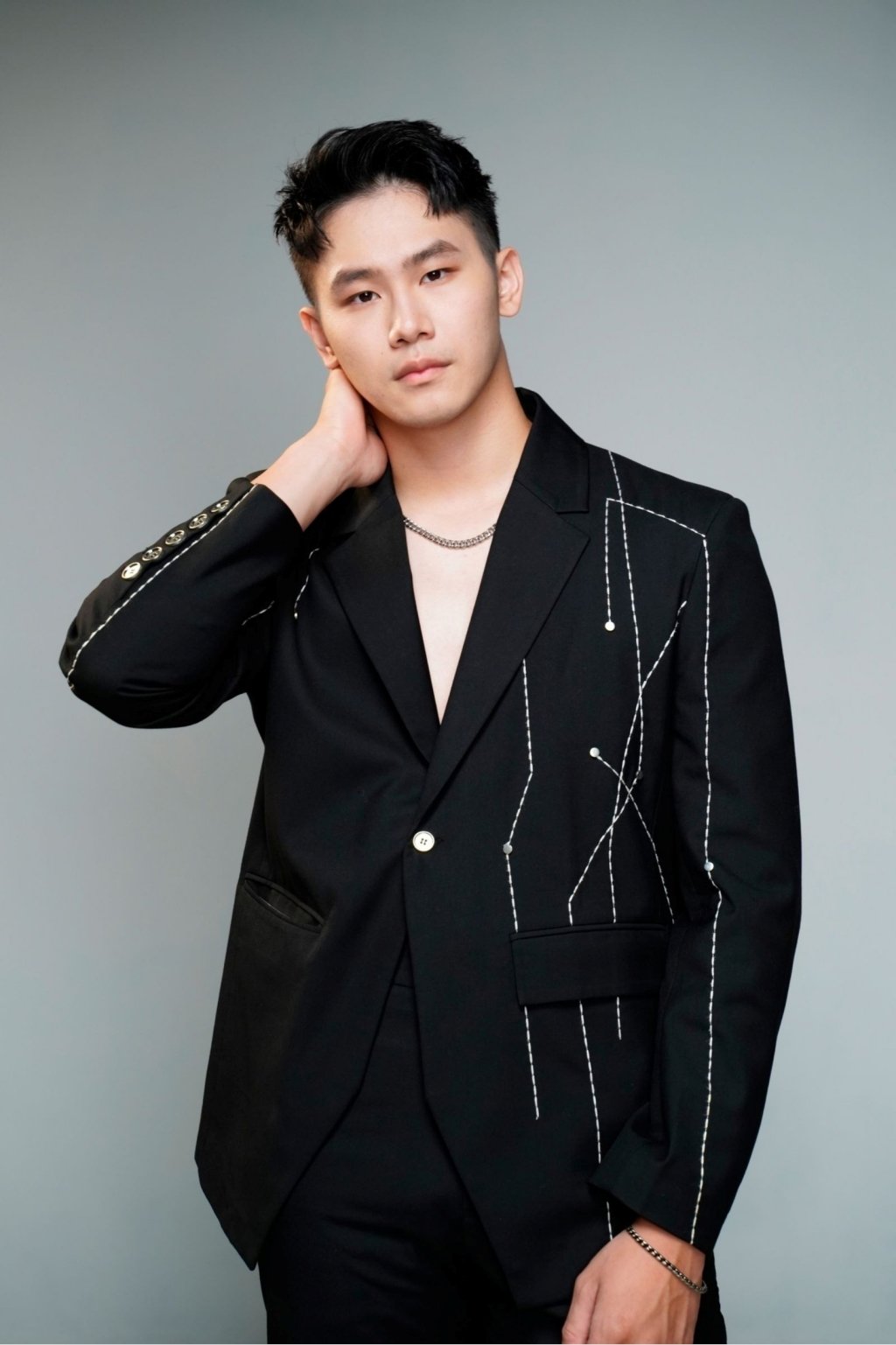 為台灣爭光！22歲璽皓率團出國奪金 摘4面特技獎牌成績超狂