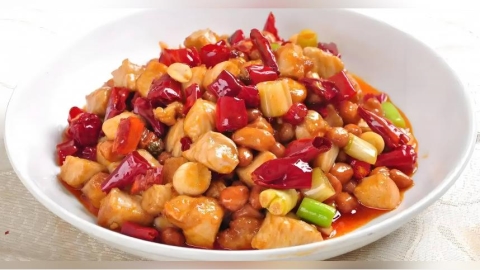 四川人吃宮保雞丁留負評!全網為「2配料」吵到上熱搜 專業廚師說話了