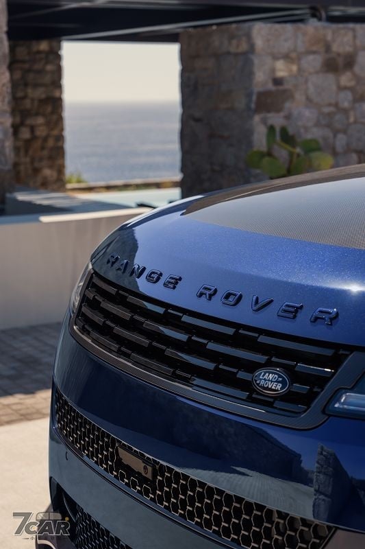 Range Rover 推出鏡面烤漆工藝 為頂級客戶打造獨特光澤