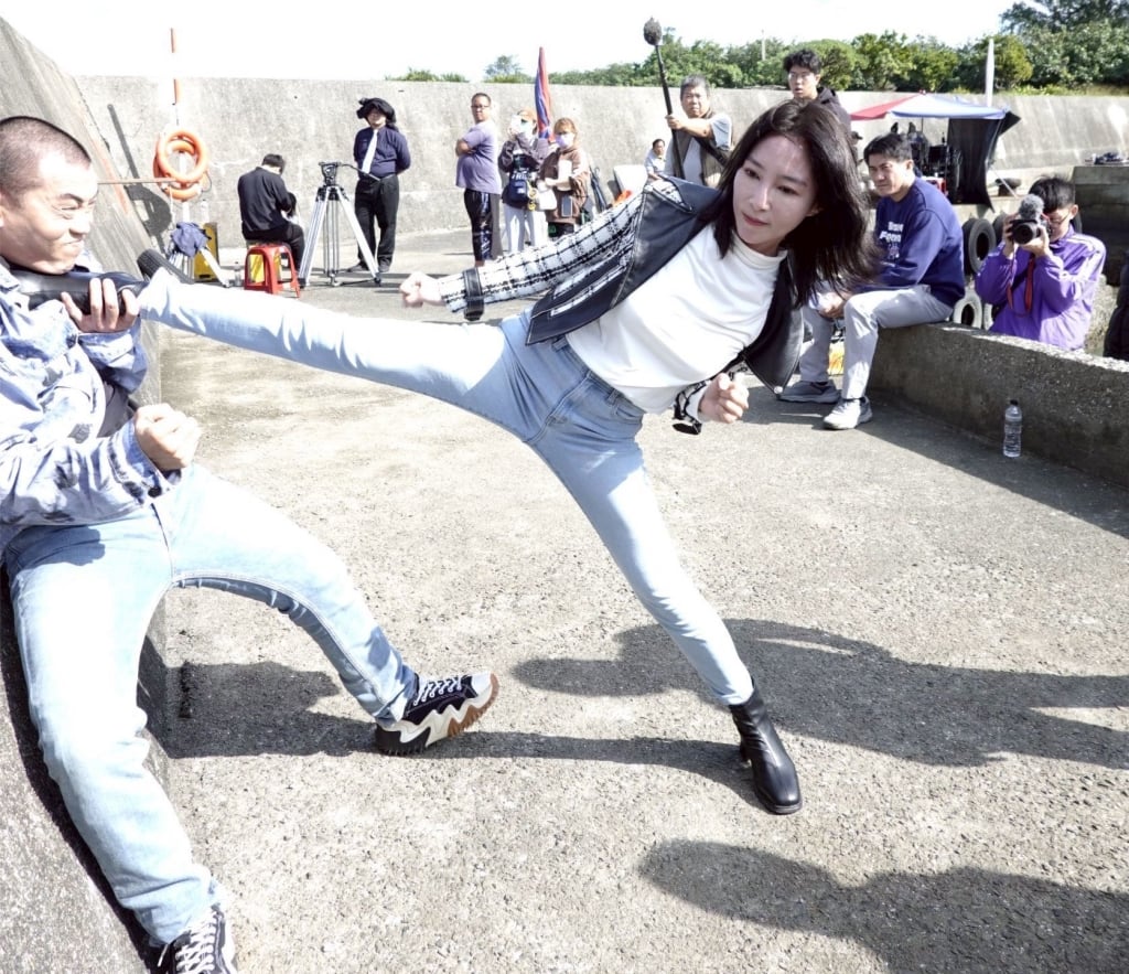 張家瑋《好運來》寒流中搏命演出!武打戲親自上陣「喬安中彈生死未卜」引網憂