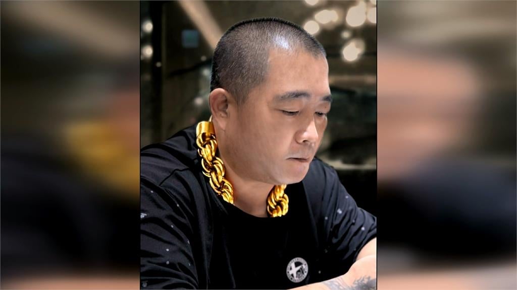 全台最粗金項鍊重達3公斤　市值逾1300萬脖上有棟房！
