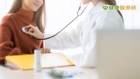 乳腺炎與乳癌症狀相似?如何辨別及檢查?醫師來解析!