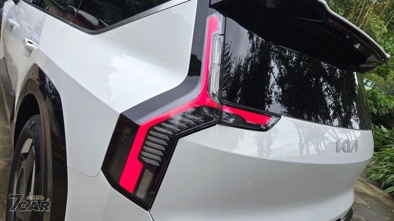 以實用與續航取勝！　Kia EV9 Earth RWD 試駕