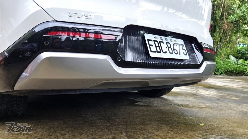 以實用與續航取勝！　Kia EV9 Earth RWD 試駕