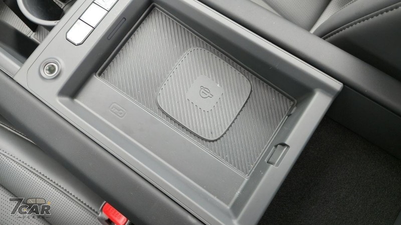 以實用與續航取勝！　Kia EV9 Earth RWD 試駕