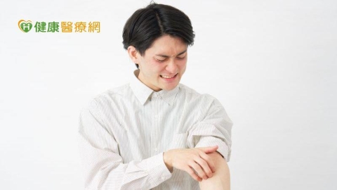 皮膚紅疹以為只是單純過敏？醫揭背後可能潛藏「免疫風濕疾病」