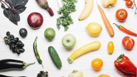 營養師整理「10 種亮顏食物清單」：從日常飲食維持肌膚好氣色