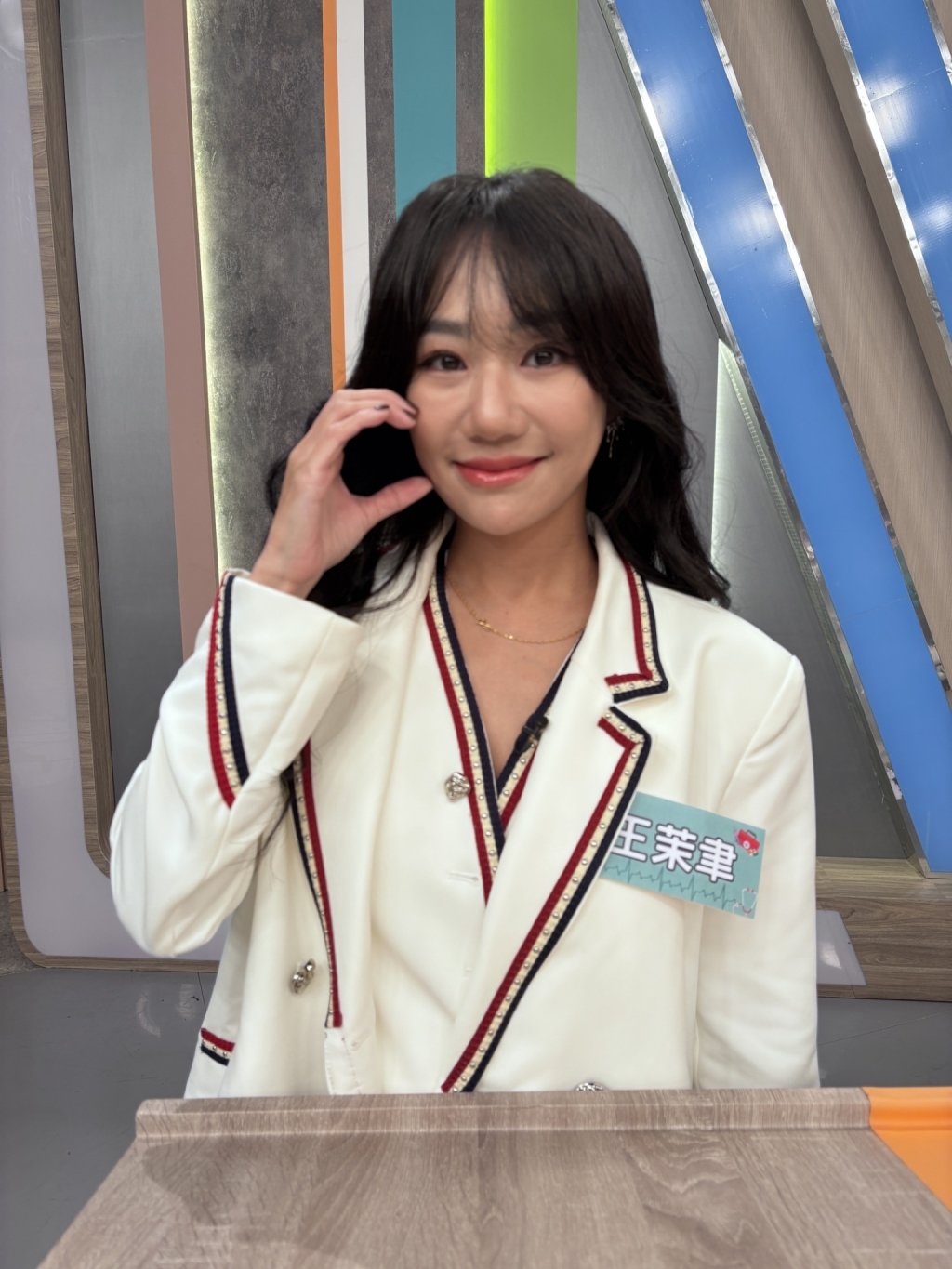 (影)／張文綺訴苦演藝生涯撞牆期 眾人聽完只想吐槽她？