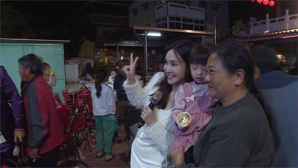 "豆腐媽媽"演員南下會千名鄉親 平安宴氣氛超HIGH
