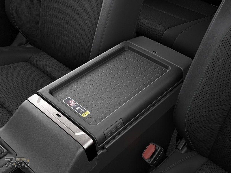 折合新臺幣 91 萬元起　第六代 Toyota RAV4 日本上市