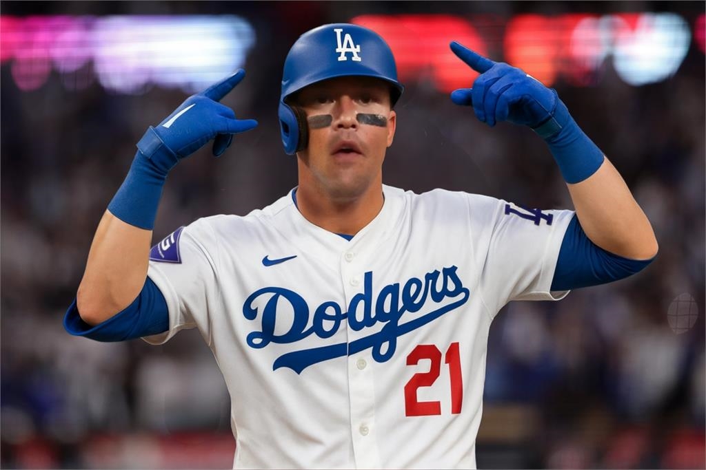 MLB(影)/道奇對這位日本混血好手有興趣!能守外野三個位置目前交易熱門人選