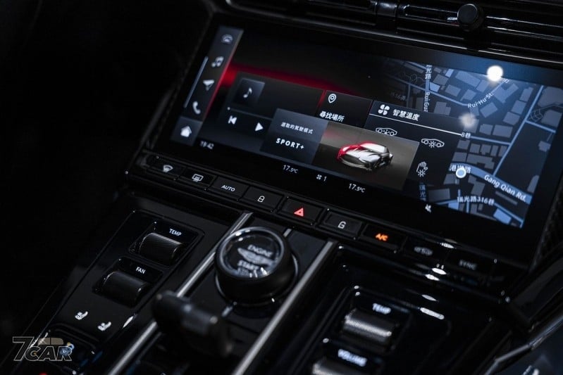 新臺幣 1,198 萬元起，Valhalla 同台亮相　 Aston Martin Vantage S 正式在臺上市