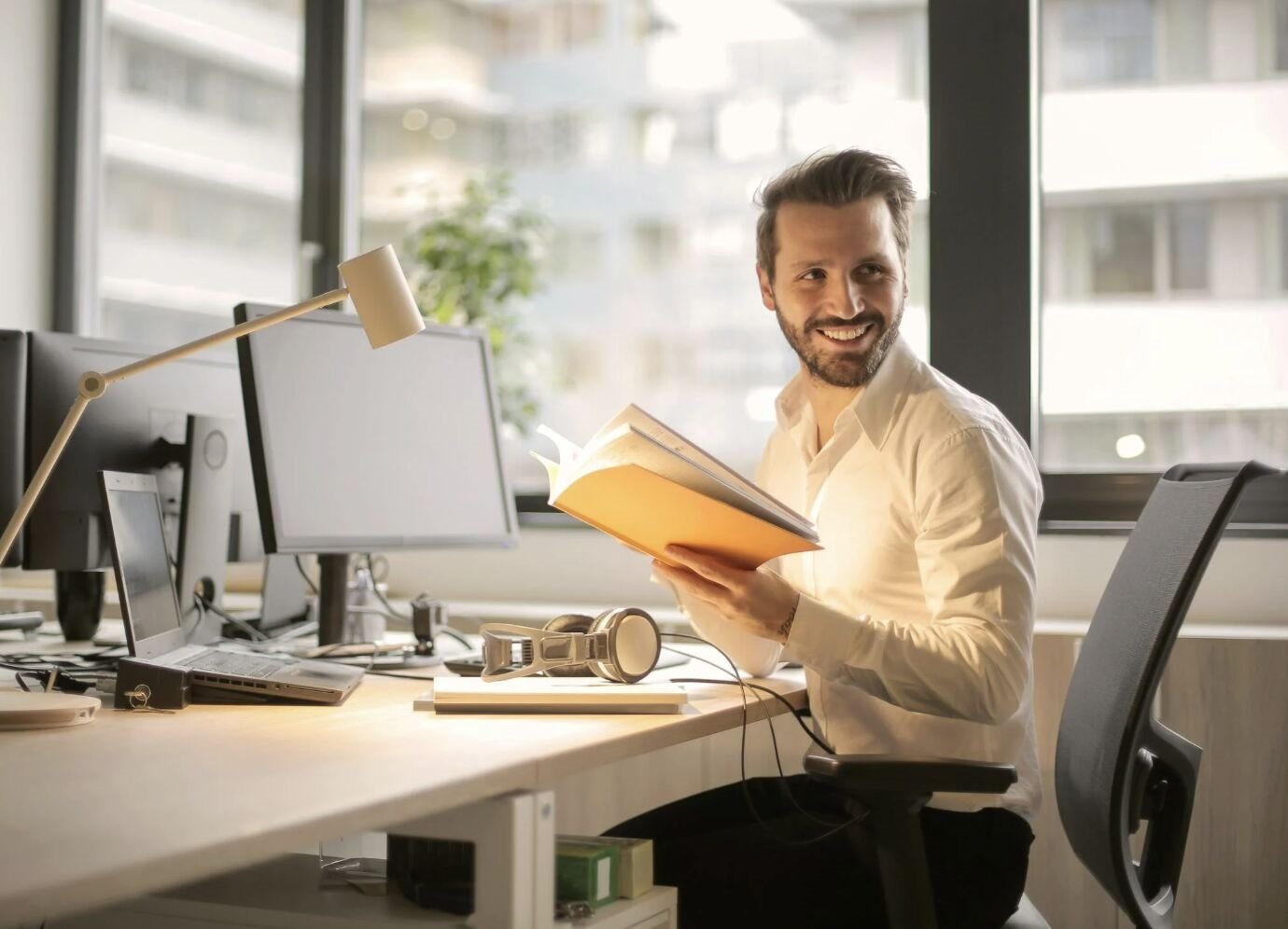 久坐族好消息！不一定要運動流汗 研究曝「一改變」助精神情緒 1