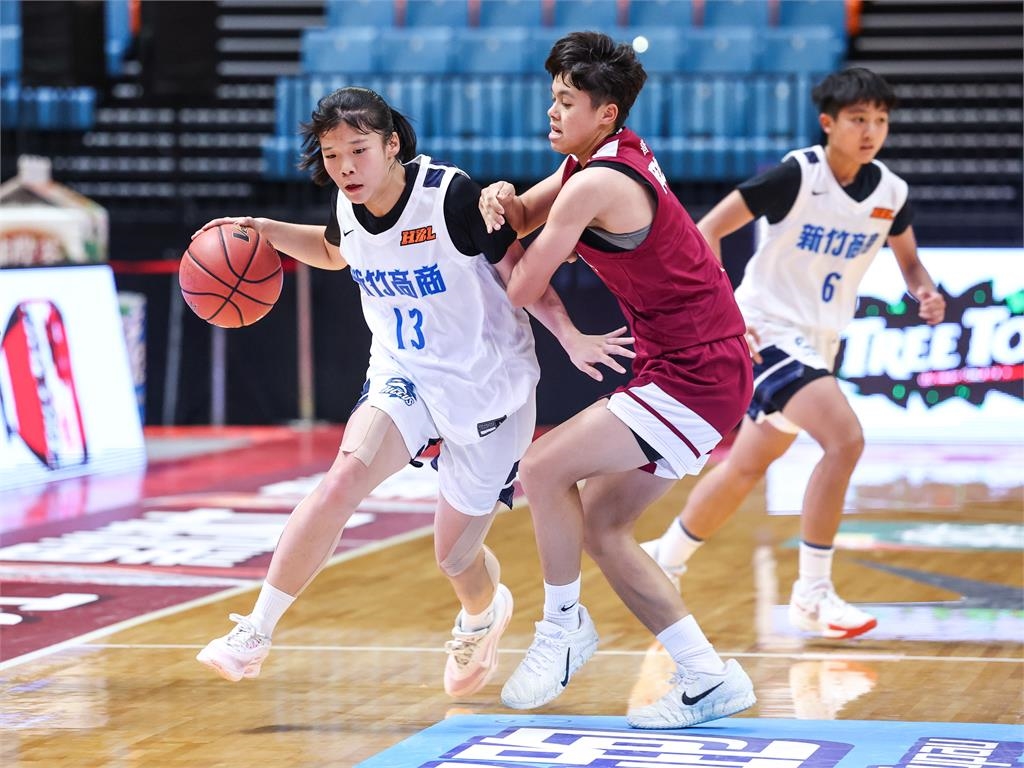 HBL(影)／古家語狂轟30分獨木難撐大廈！普門86比69擊敗新商拿下預賽第二勝