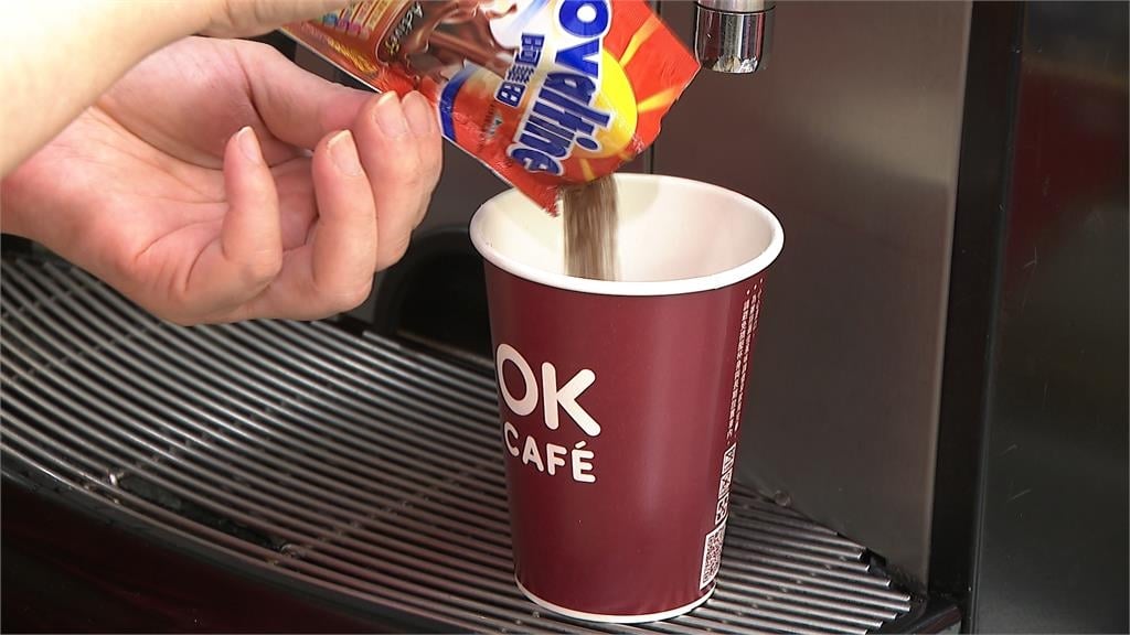 耶誕檔期熱飲商機開打！　星巴克買一送一　OK超商聯名阿華田