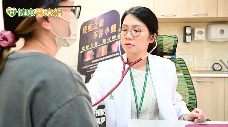 嬤感冒高燒近39度無感！機警醫揪出流感　示警：不打疫苗反成感染破口