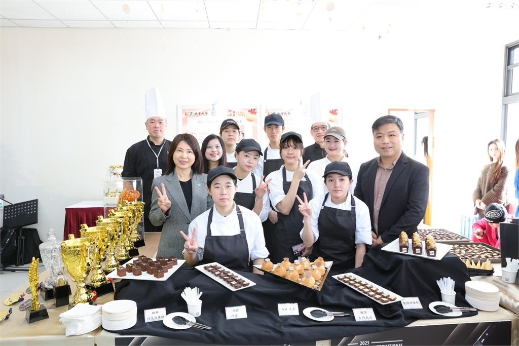 城市大學54週年校慶產官學貴賓雲集　金牌閃耀展現軟硬實力