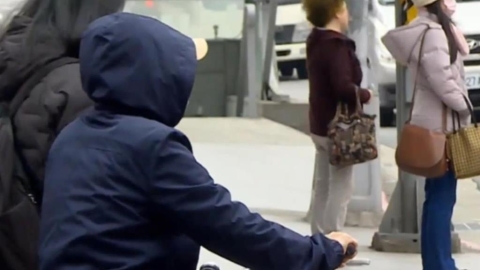 天氣濕冷「衣服都不乾」…日專家曝「倒萬歲晾衣法」掀網瘋傳：超實用！