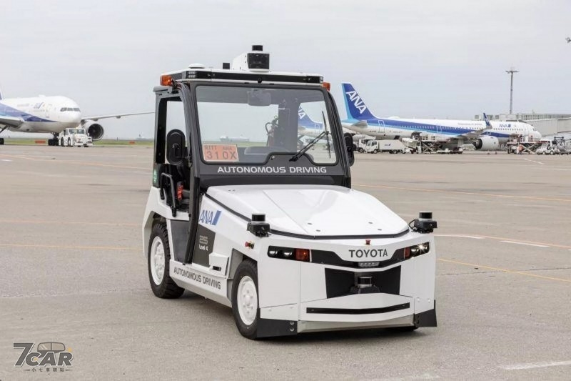 導入 Level 4 自動駕駛技術，Toyota 無人拖車正式投入羽田機場實務運作