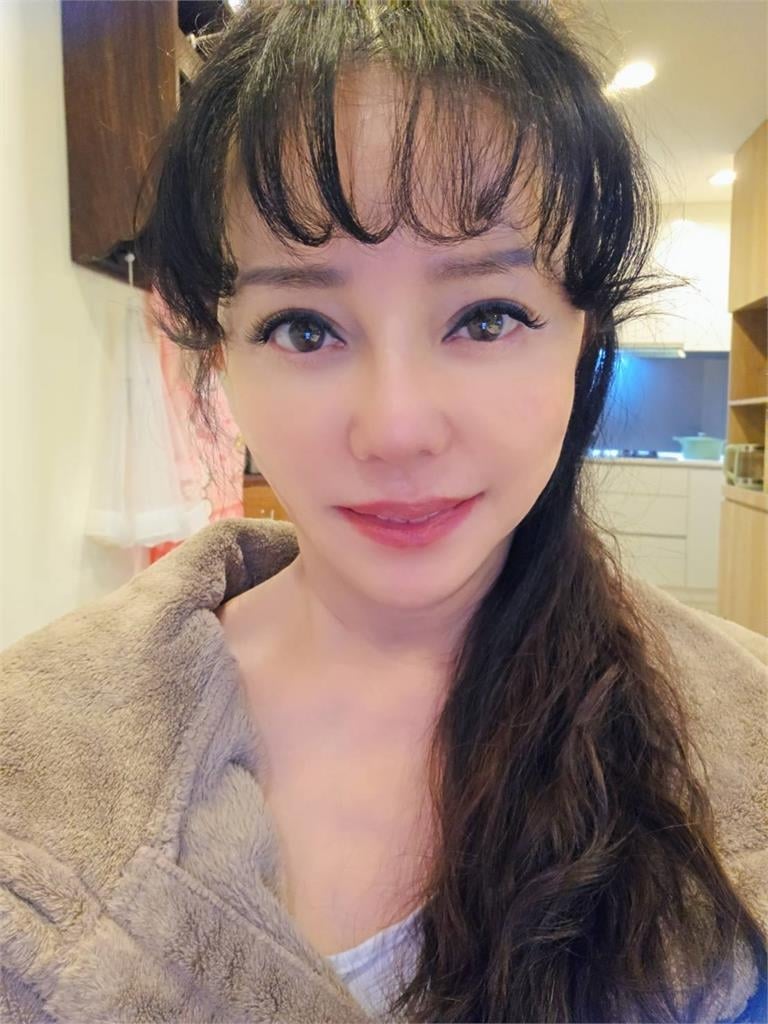 張文案…狄鶯嘆「台灣怎麼了」點名都是這群人的錯!網挖孫安佐黑歷史酸:先管好兒子