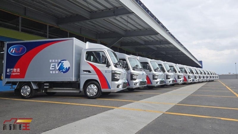 推動低碳運輸轉型　新竹物流攜手中華汽車、士林電機發表全臺首支電動車隊