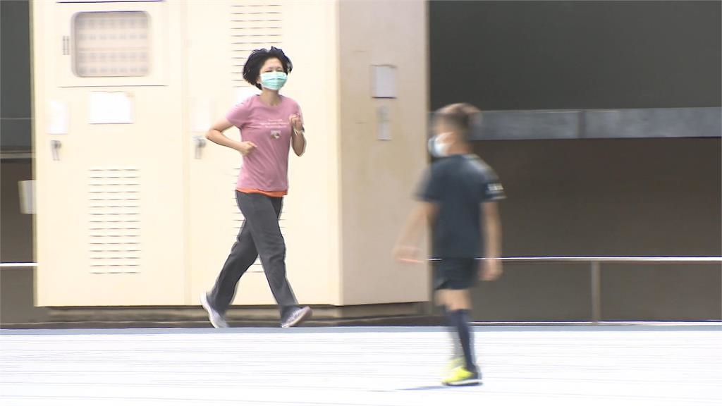 年節聚餐暴肥兇手竟不是美食?專家點名「這1行為」才是體重飆升關鍵