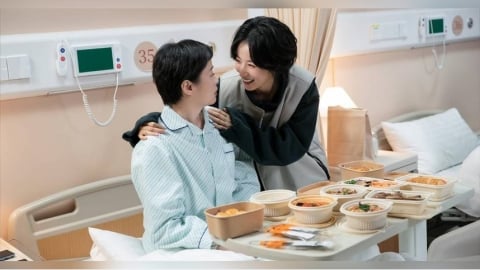 48歲媽媽迎第二春造人成功　女兒變看護「曖昧婦產科醫生」