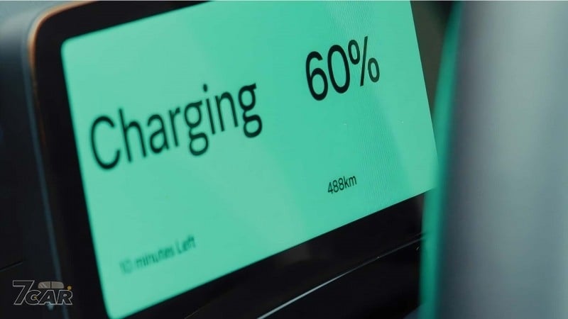 率先導入 EX60，Volvo 推出全新 Centum 介面字型