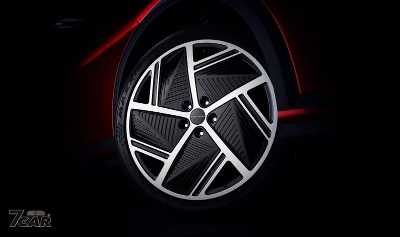 三種車型編成、新臺幣 89.9 萬元起　Foxtron Bria 正式在臺發表上市